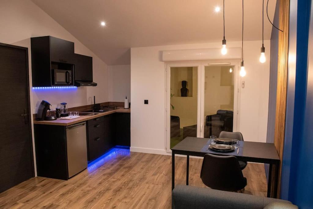 Blue Night - Jacuzzi - Bord De Seine Apartment คอร์เบล-เอซองส์ ภายนอก รูปภาพ